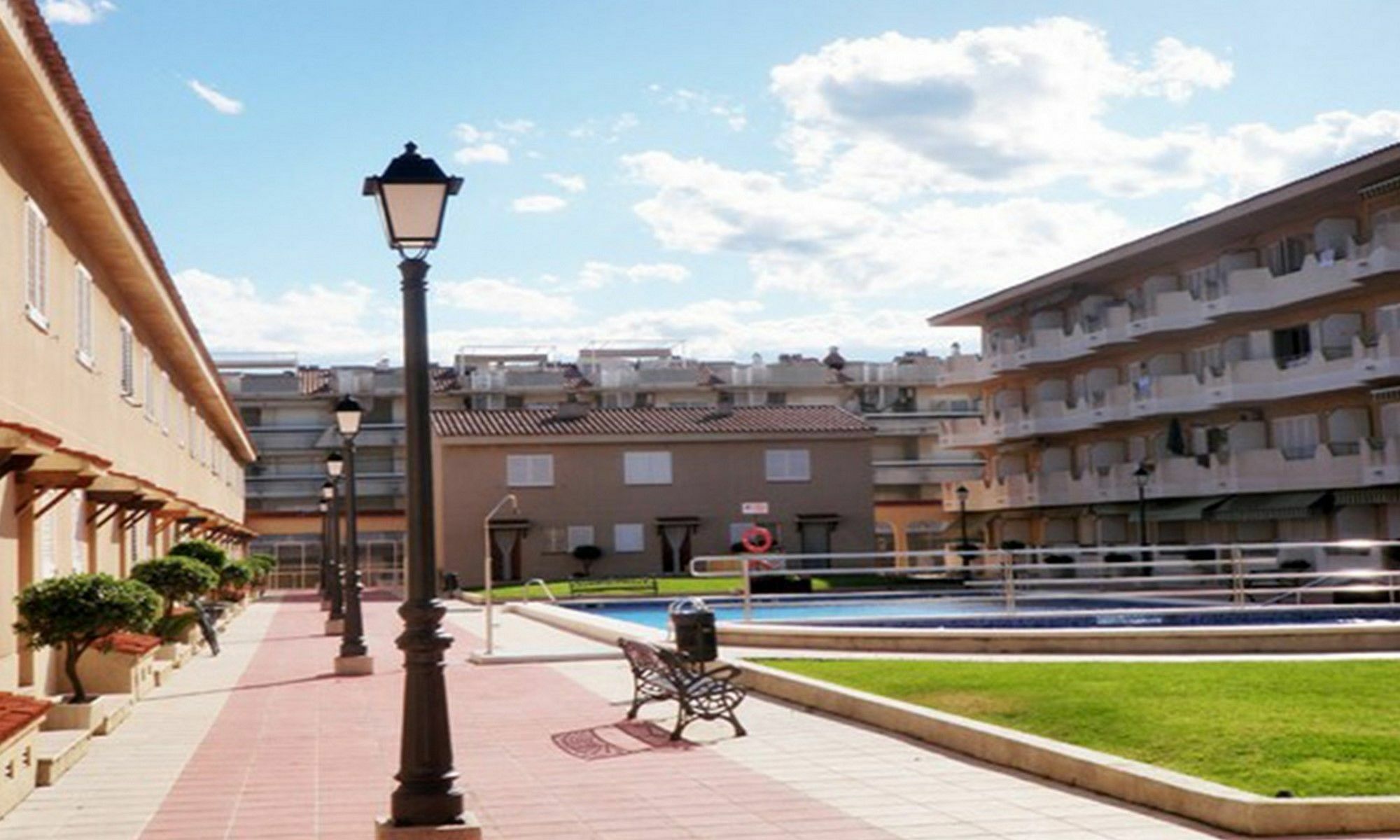 Apartsalou Cambrils Jupiter Bagian luar foto